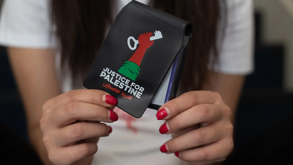 Card Holder 'Justice for Palestine'