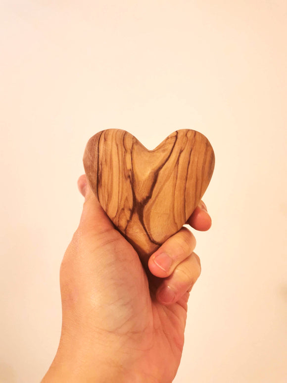 Olive Wood Heart (large)